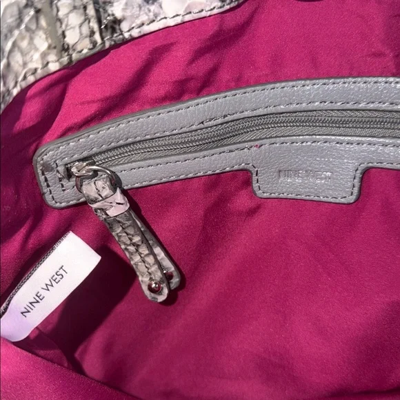 🆕 NINE WEST Caroline Faux Leather Snakeskin Tote NWT Large Purse HandBag Grey - Picture 12 of 15